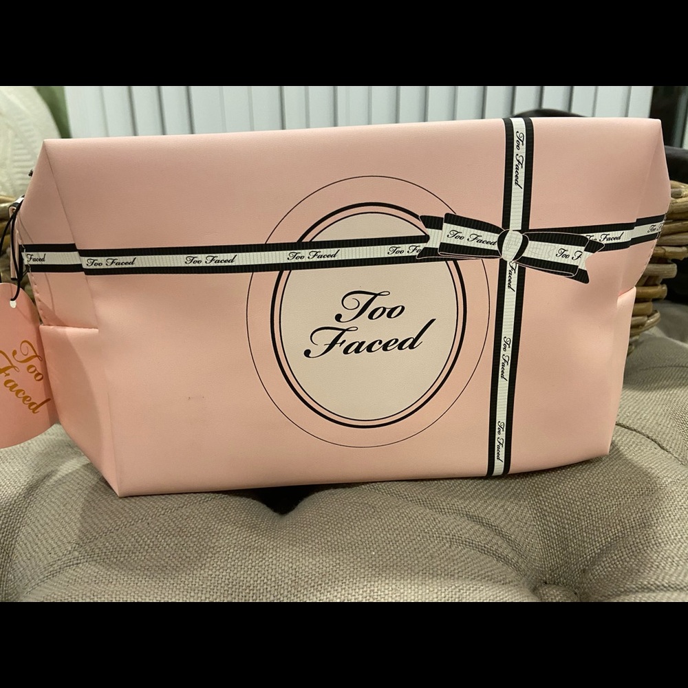 Makeup bag